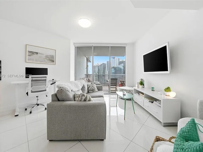 Photo - 350 S Miami Ave Unit APT 3913