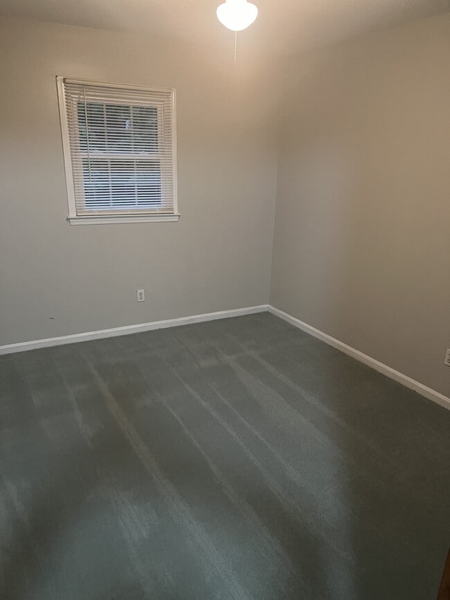 Photo - 201 Northpoint Ave