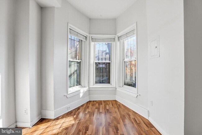 Photo - 1912 9th St NW