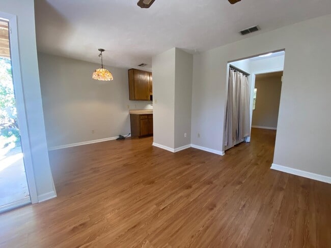 Photo - 2081 Sandcastle Dr