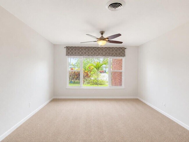 Photo - 1301 SW 8th St