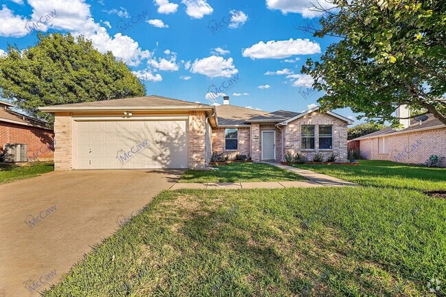Building Photo - 208 Blazing Star Trail Rental