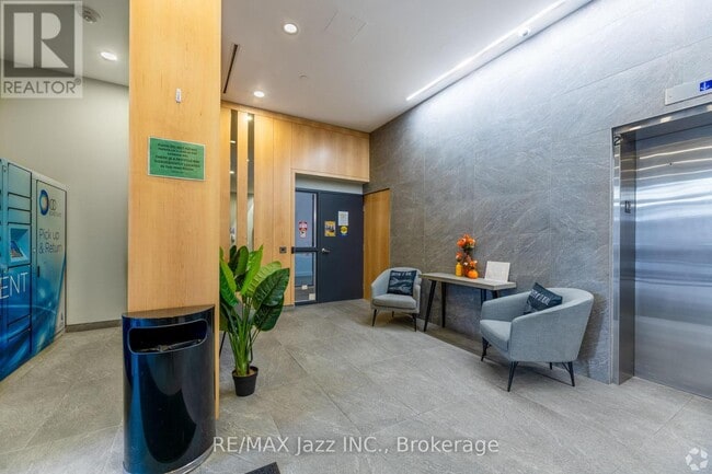 Photo - 100 Bond St E Unit 1207