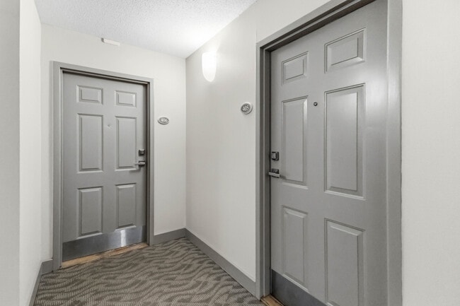 Photo - 155 Kent St Unit 405