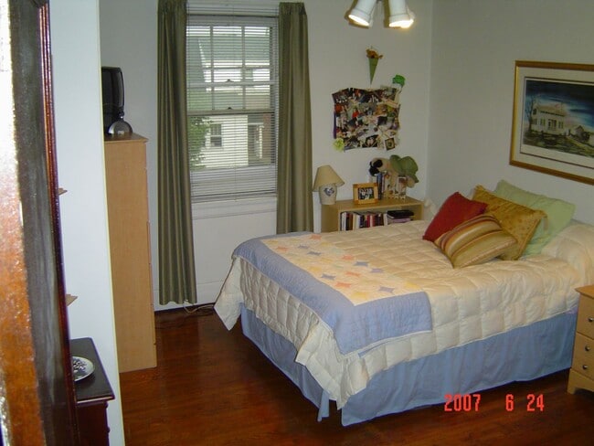 Photo - 2 Bedroom Apartment in Heart of Oakley Unidad 3521-1 bedroom