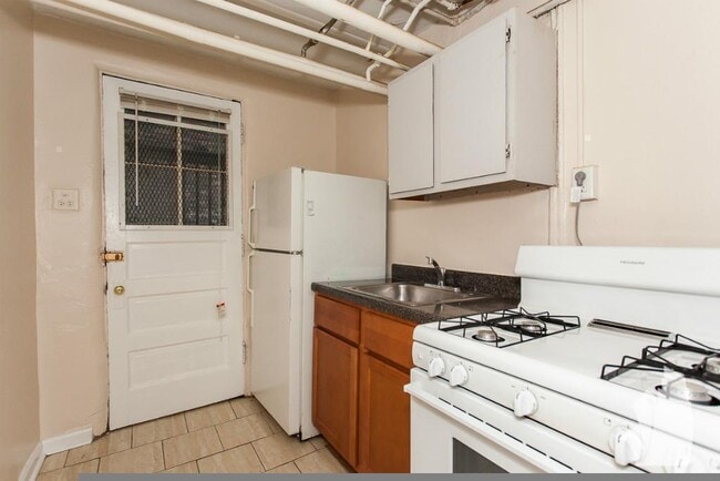 Photo - 2867 N Clark St Unit 2886-G