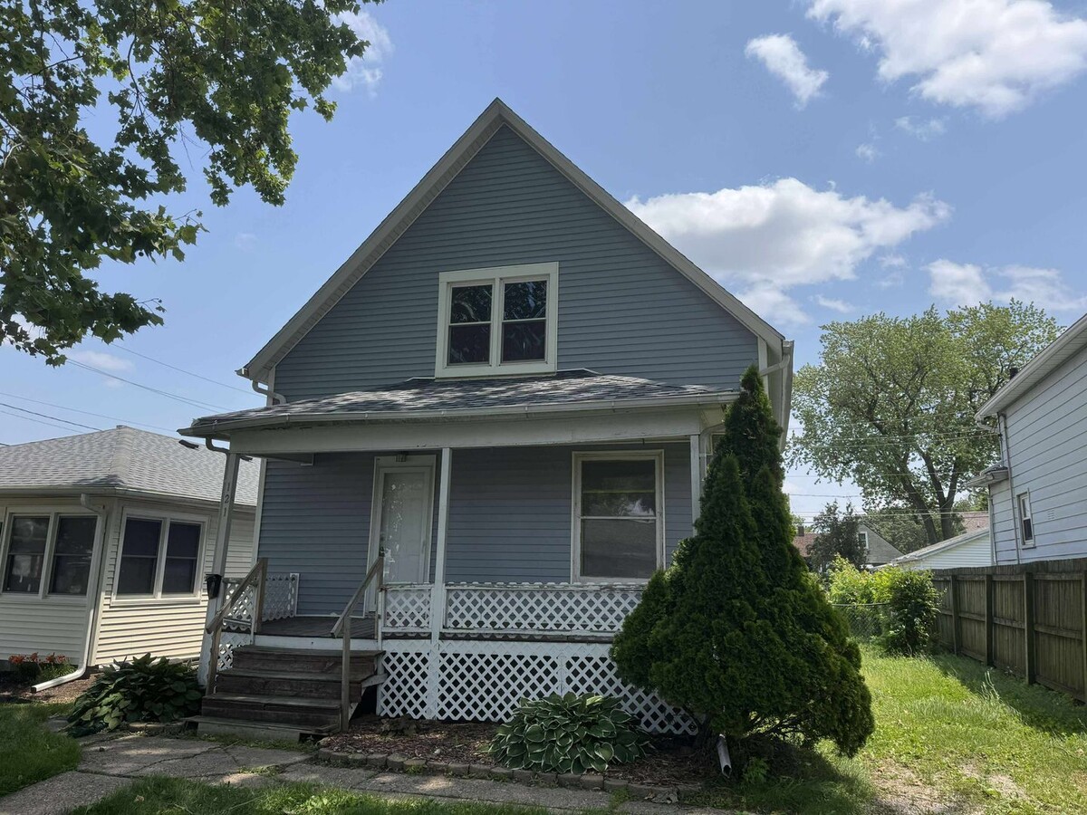 Spacious 2-bedroom Home! - Spacious 2-bedroom Home!