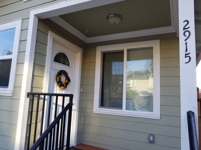 Photo - 2913 Carmel St