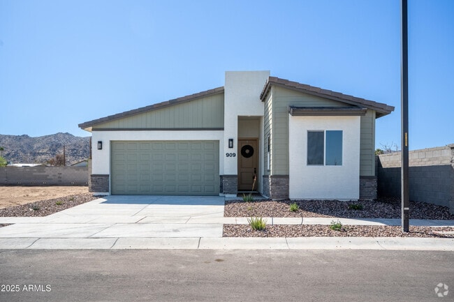 Building Photo - 909 E Desert Ln Rental