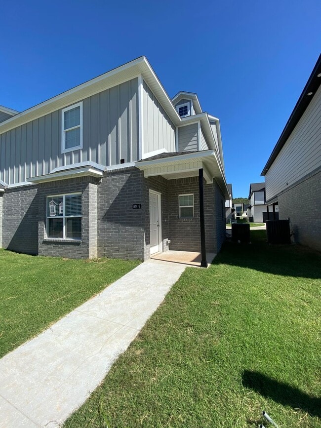 Photo - 798 S Benchmark Ln