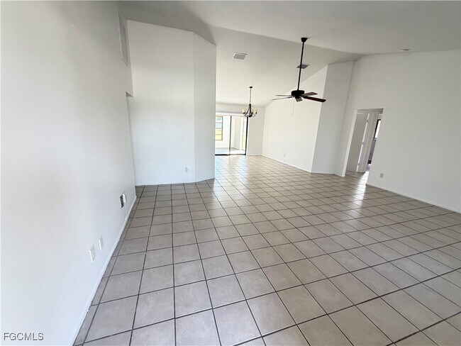 Photo - 3313 SE 4th Ave