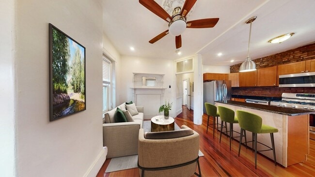 Photo - 126 Day St Apartments Unit #2
