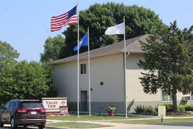 Photo - 1485 N 7th St