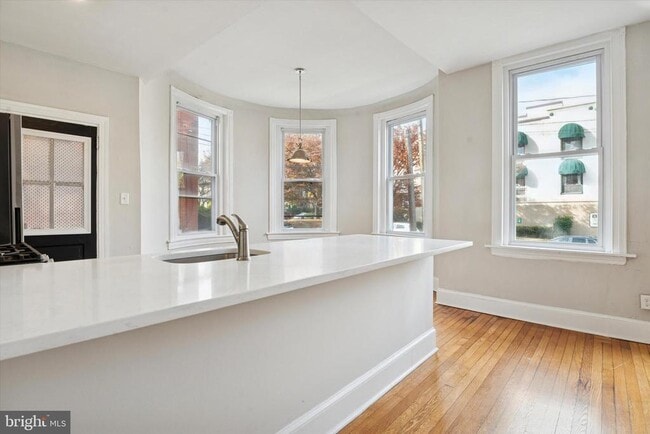 Photo - 1608 N Broom St Unit 1