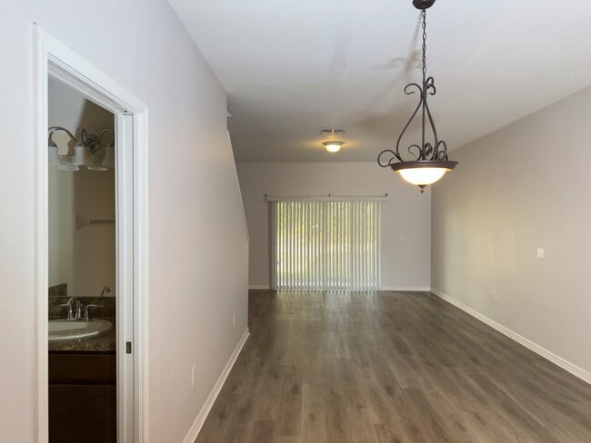 Photo - 4046 Mountain Chestnut Way