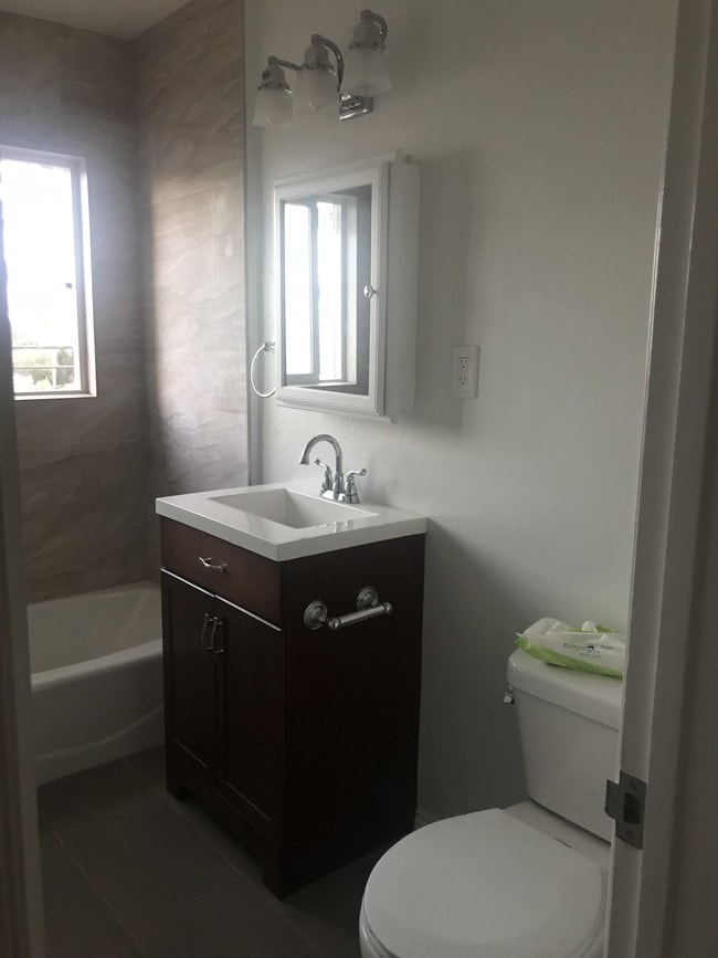 7122 Kittyhawk Ave Unit 0