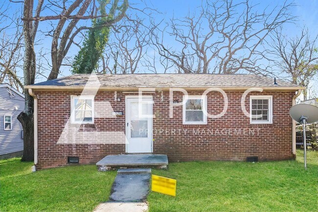 Photo - 1126 23rd St NE