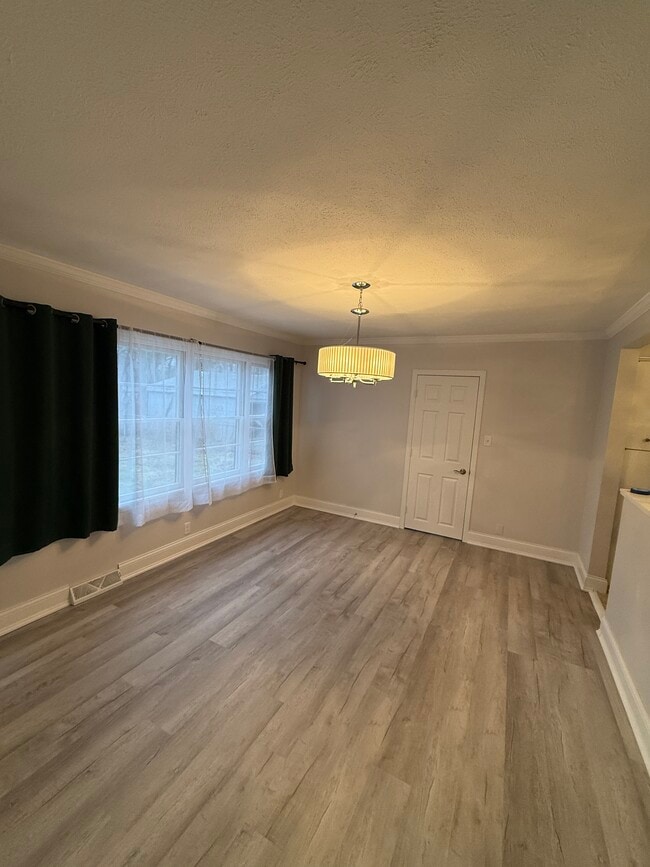 Photo - 3212 S Palmer St