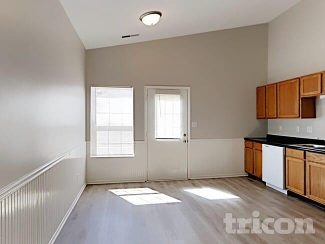 Photo - 4040 Dogwood Ln
