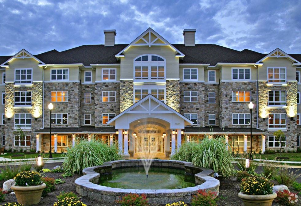 Chestnut Oaks Adult Community Apartments For Rent In Fort Washington Md Forrent Com