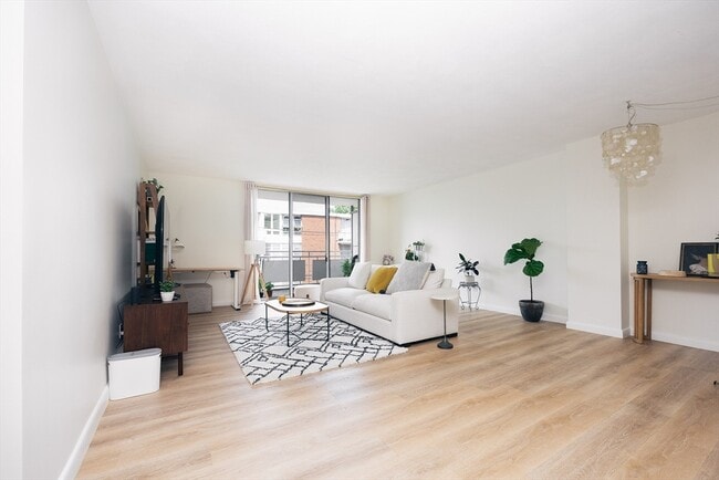 Photo - 41 Park St Unit 303