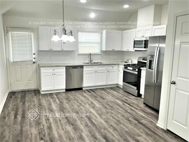 Photo - 21519 Ornella Cir