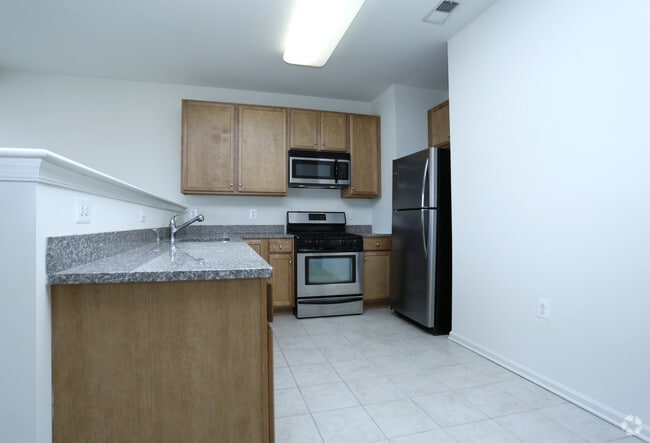 Photo - Heights Of Lebanon