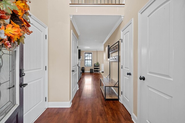 Photo - 667 Fox Hound Dr