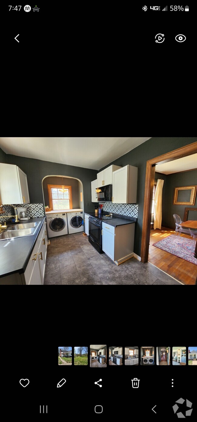 Building Photo - 705 N Folger St Rental