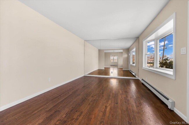 Photo - 1461 10th St