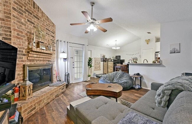 Photo - 2503 Howellwood Wy