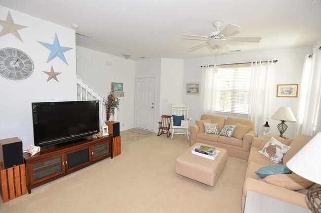 Photo - Lakefront Condo in Greenbrier