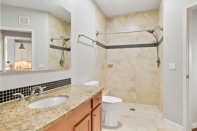 Photo - 10184 Park Meadows Dr Unit 1409