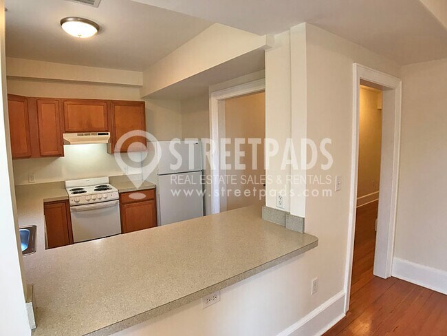 Photo - 881 Massachusetts Ave Unit 31