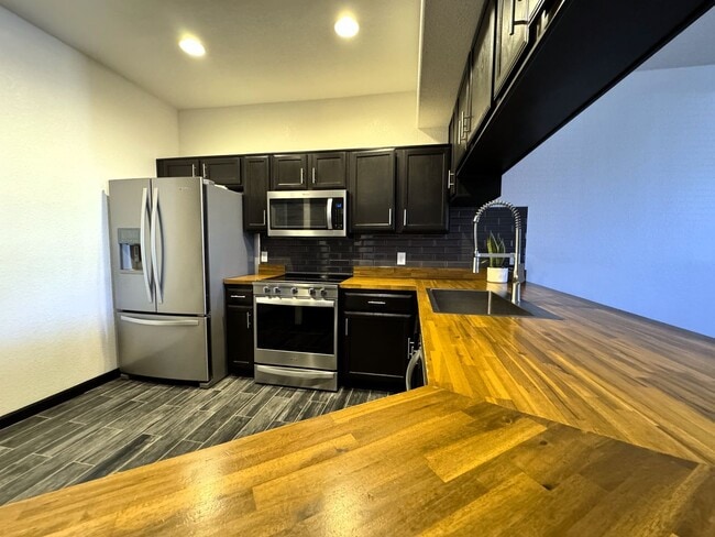 Photo - Modern Remodeled Condo with 3 Ensuite Bedr...