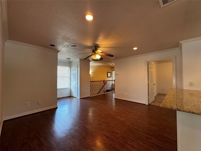 Photo - 25542 Richards Rd Unit True