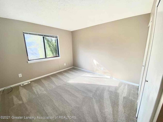 Photo - 2052 Blue Lac Dr