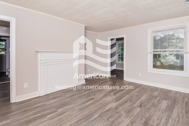 Photo - 2117 Roosevelt Dr