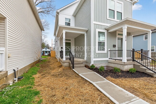 Photo - 696 S 22nd St