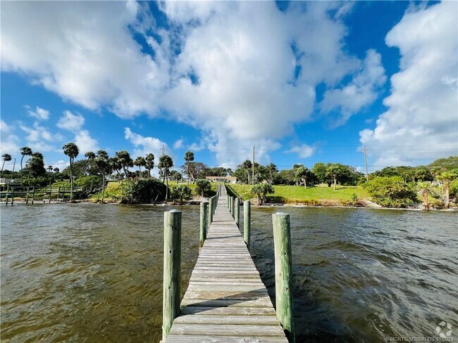Building Photo - 12845 S Indian River Dr Rental