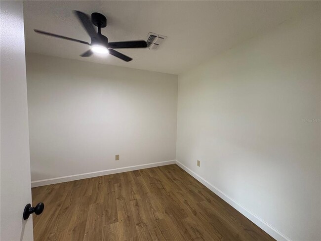Photo - 4824 Gallant Ln
