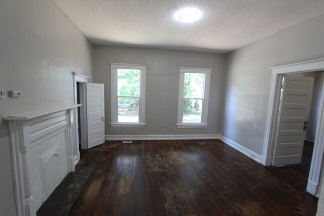 Photo - 215 Stewart Ave