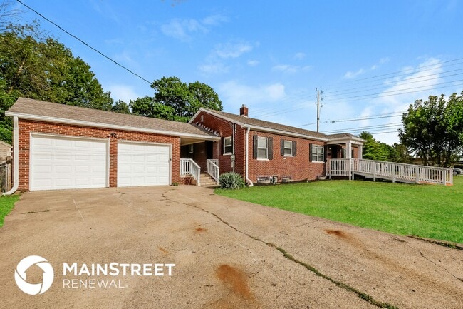 Photo - 7 N Irwin St