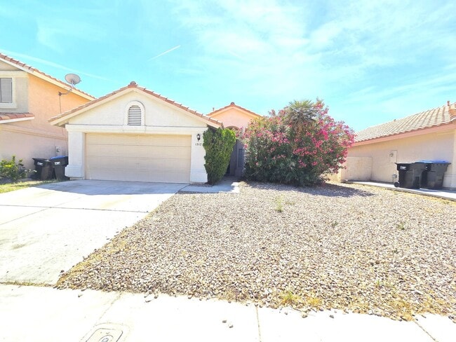 Building Photo - 1517 Glenrosa Dr