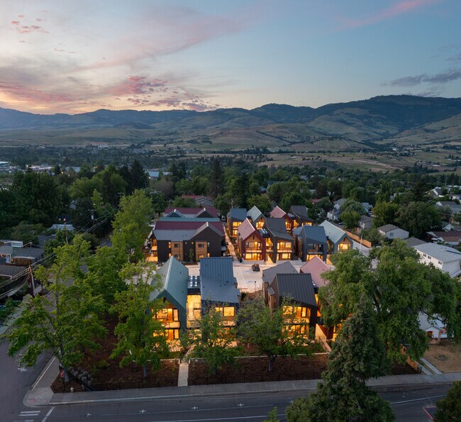 Photo - 180 Garfield St