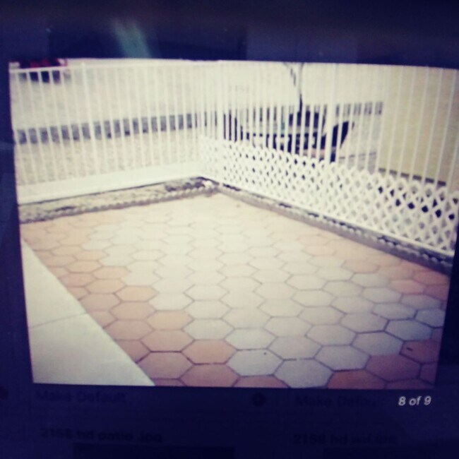 Photo - TOWN HOME FOR RENT WITH GARAGE.