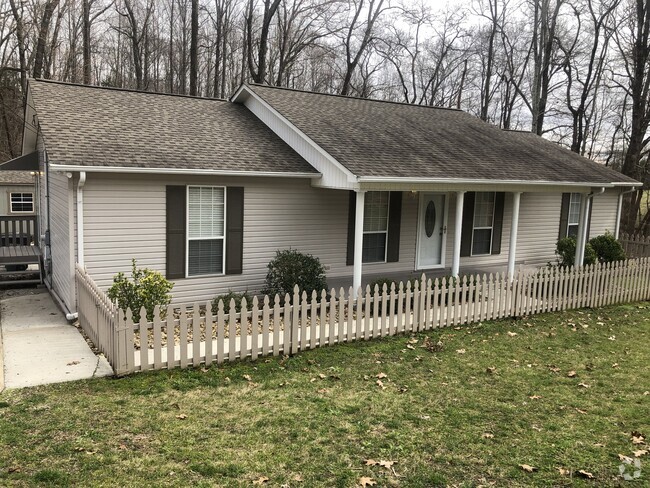 Building Photo - 746 Contraband Ln Rental