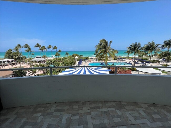 Photo - 5161 Collins Ave Unit 514