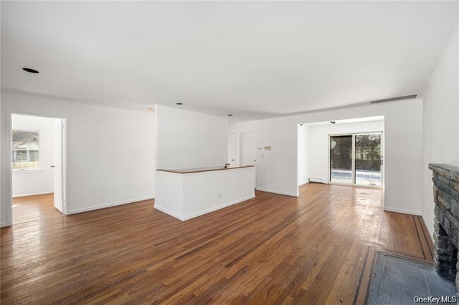 Photo - 24 Elderberry Rd