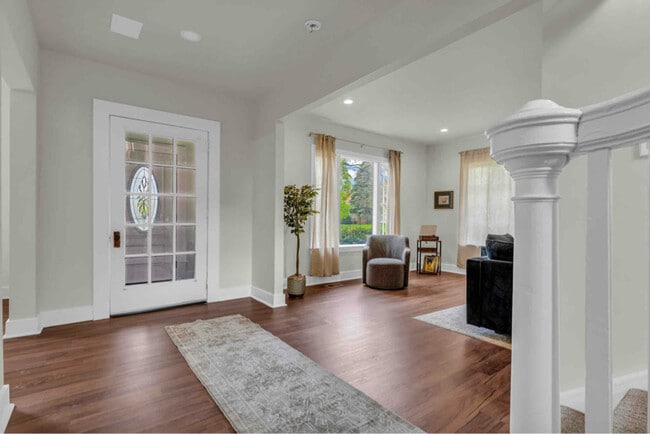 Photo - 7370 La Salle Blvd